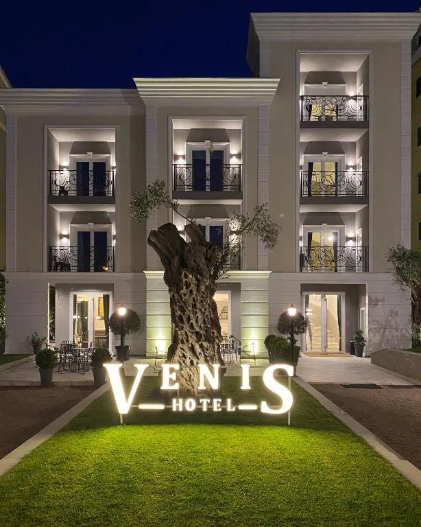 Venis Hotel — photo 9